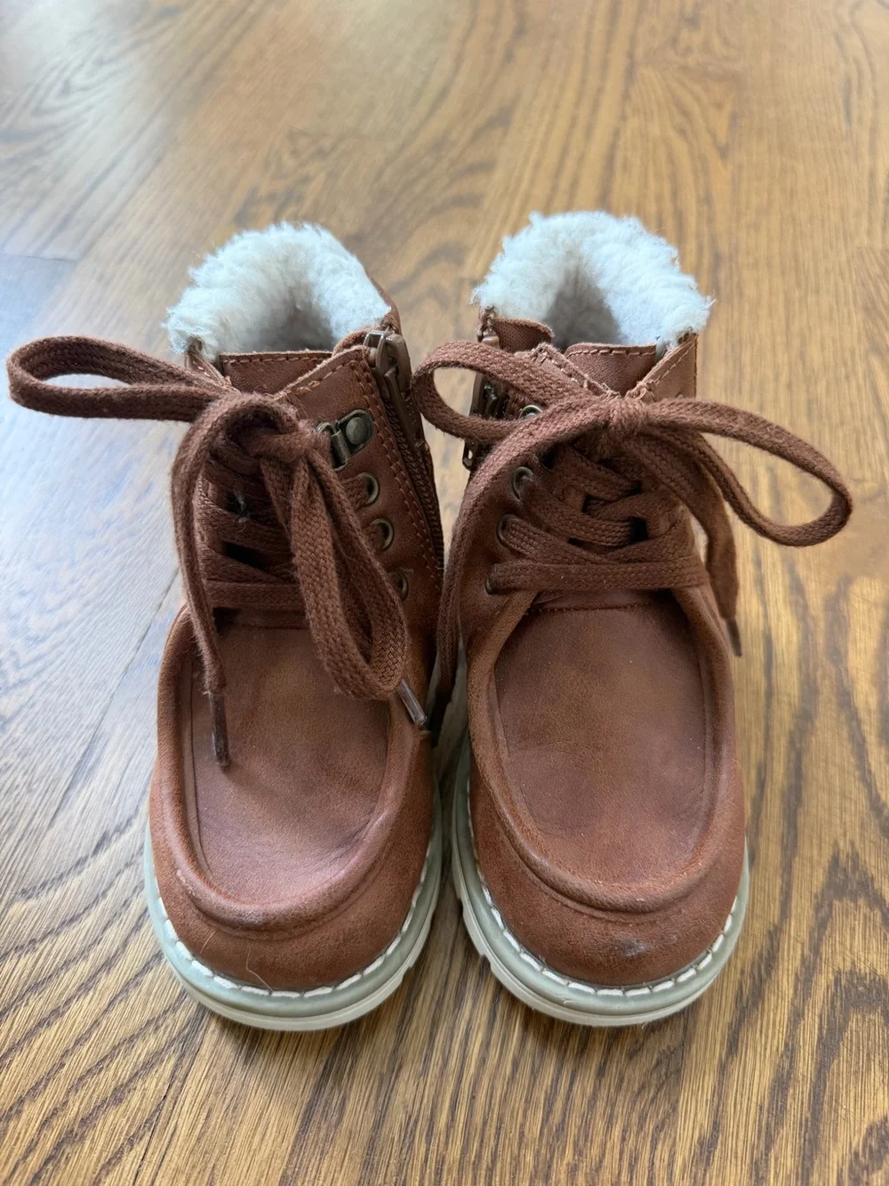 Old Navy Hiker Boot in Cognac, toddler size 7
